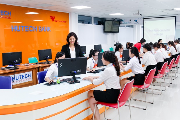 HUTECH khai trương Trung tâm Tuyển dụng & Đào tạo Nhân lực Ngân hàng - Doanh nghiệp